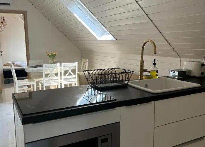 Dorothy 2 Apartment *